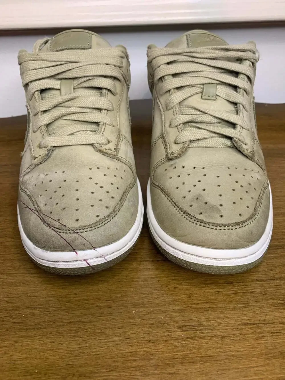 Nike Dunk Low PRM Neutral Olive Women Size 7